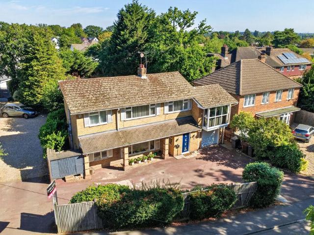 House for sale in Row Town, Surrey