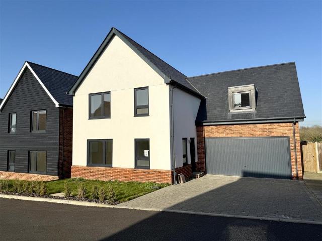 House for sale in Bedingfield, Suffolk