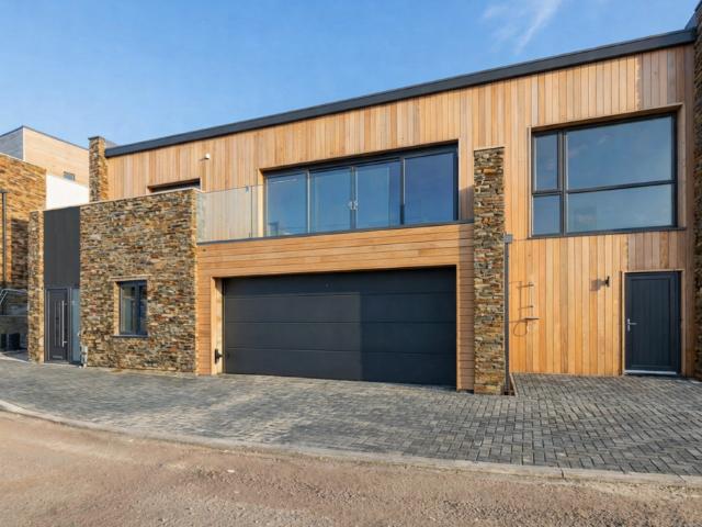 House for sale in Downderry, Cornwall