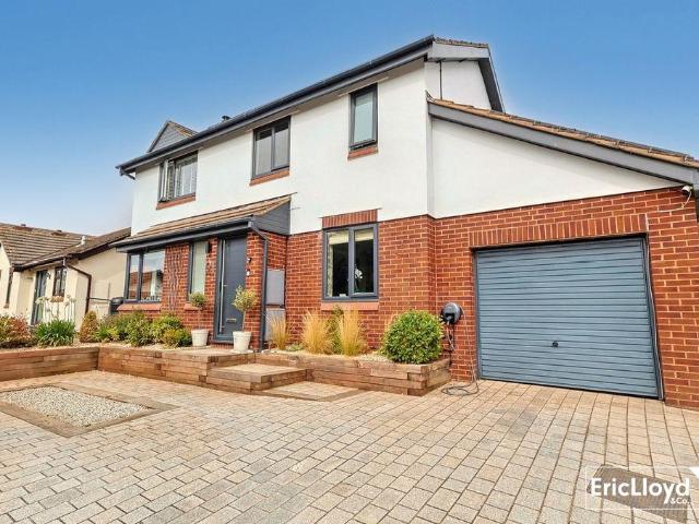 House for sale in Broadsands, Galmpton