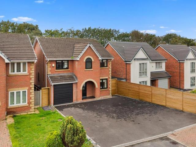 House for sale in Waddicar, Sefton