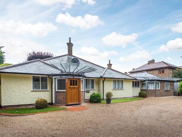 House for sale in Gerrards Cross, Denham