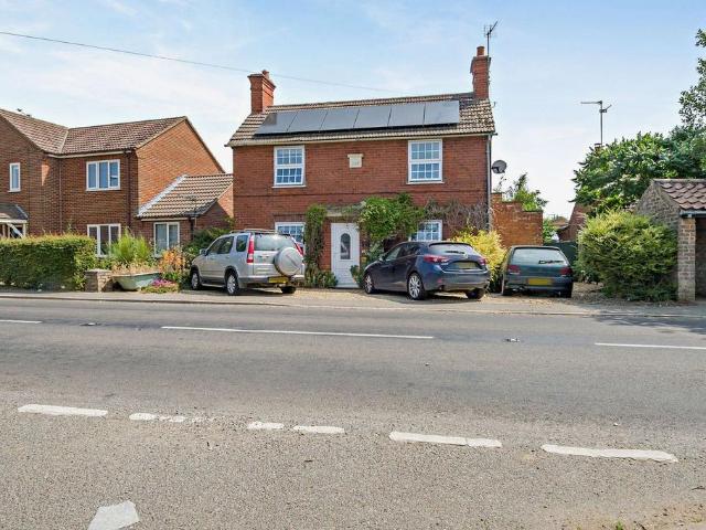 House for sale in Gosberton Clough, Lincolnshire