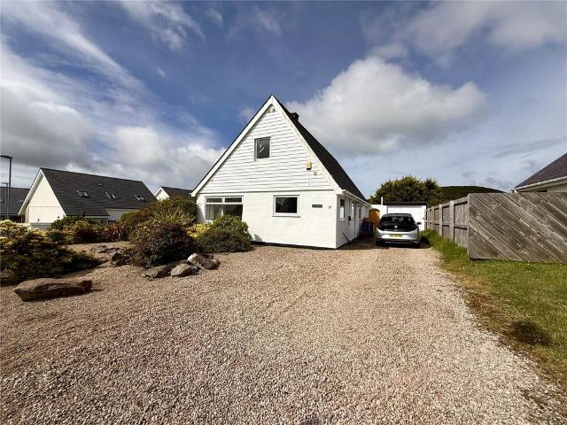 House for sale in Mynytho, Wales