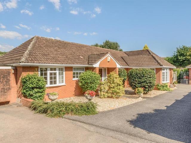 House for sale in Langford Budville, Somerset