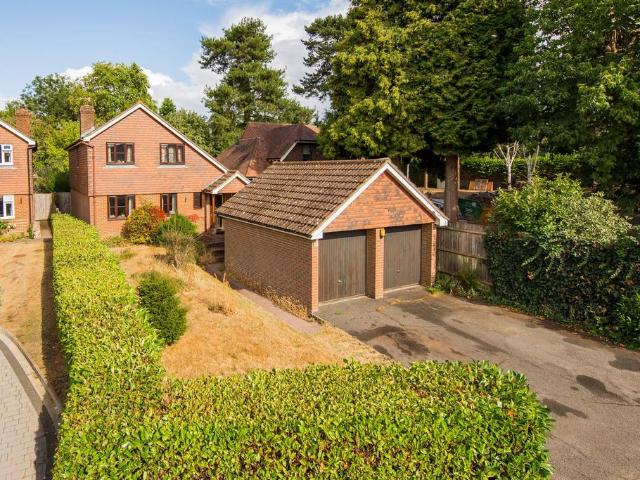House for sale in Sandown Park, Kent
