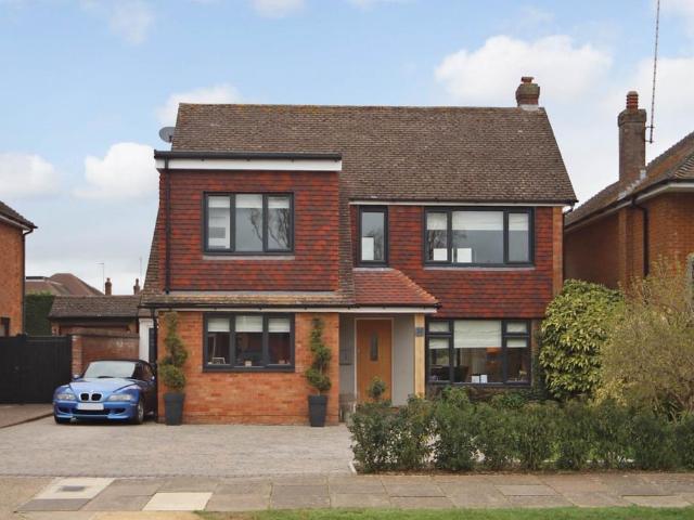 House for sale in New Mill, Pouchen End