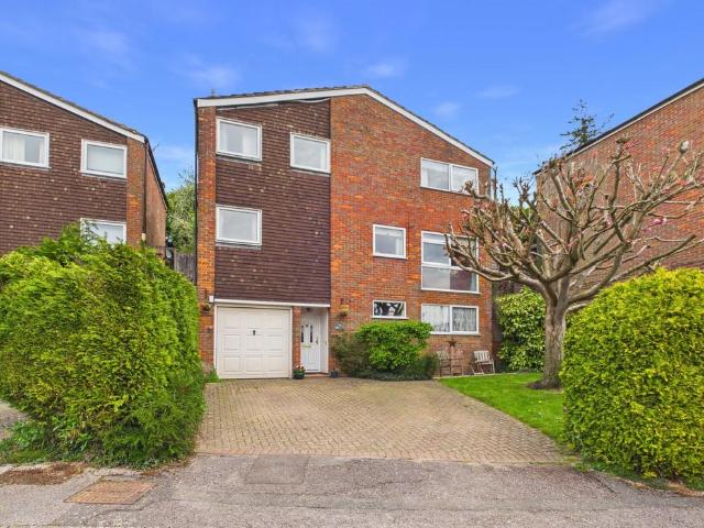 House for sale in Chesham, Asheridge