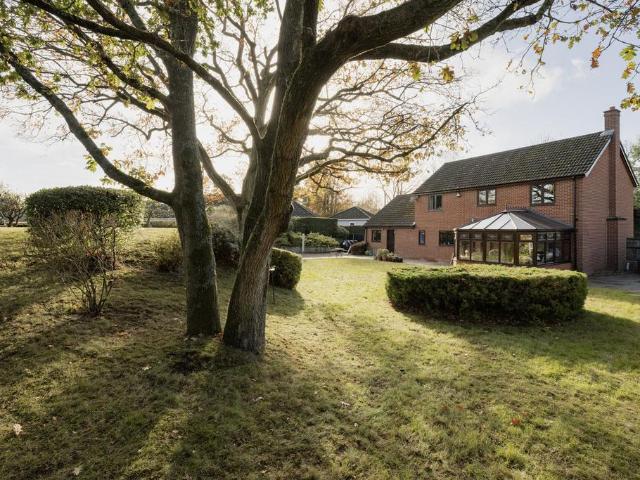 House for sale in Newton Flotman, Burgh St Peter