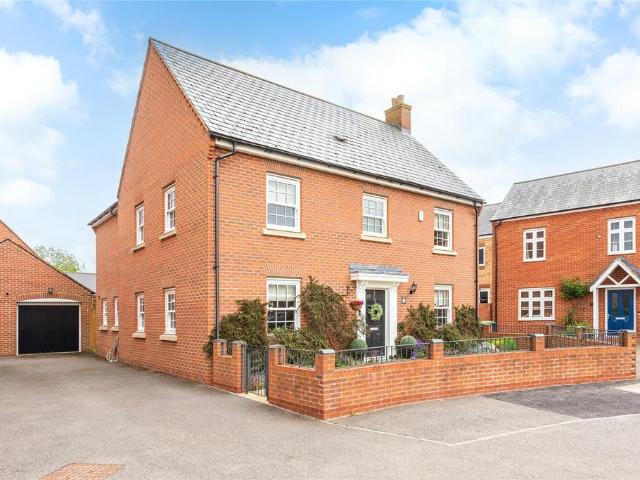 House for sale in Shefford, Bedfordshire