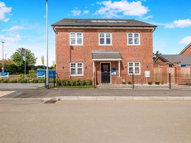 House for sale in High Spen, Gateshead
