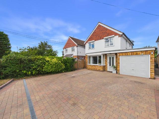 House for sale in Berrick Salome, Oxfordshire