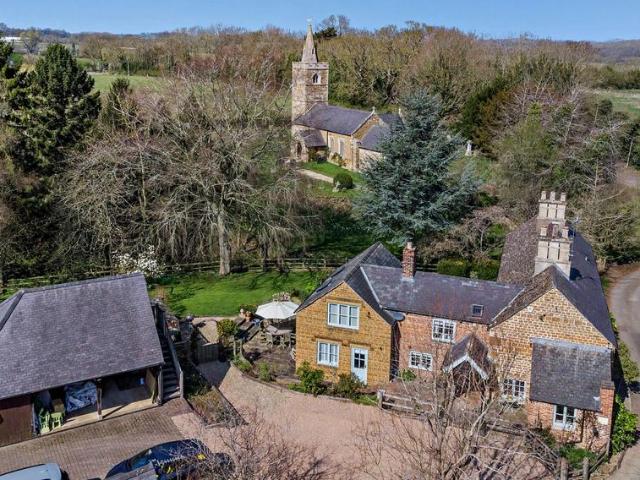 House for sale in Stanford On Avon, Leicestershire