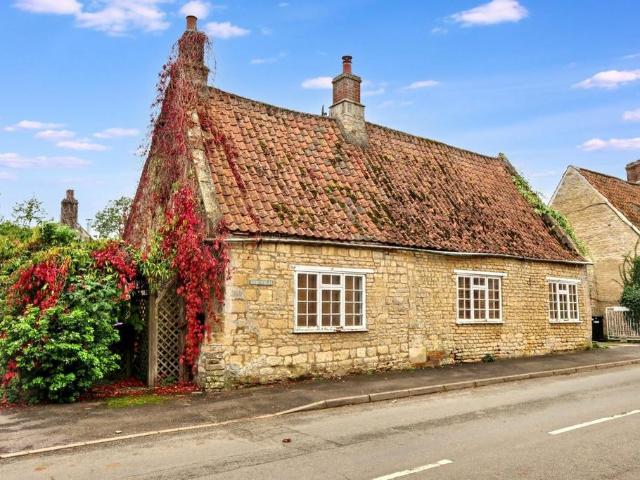 House for sale in Ancaster Mews, South Kesteven
