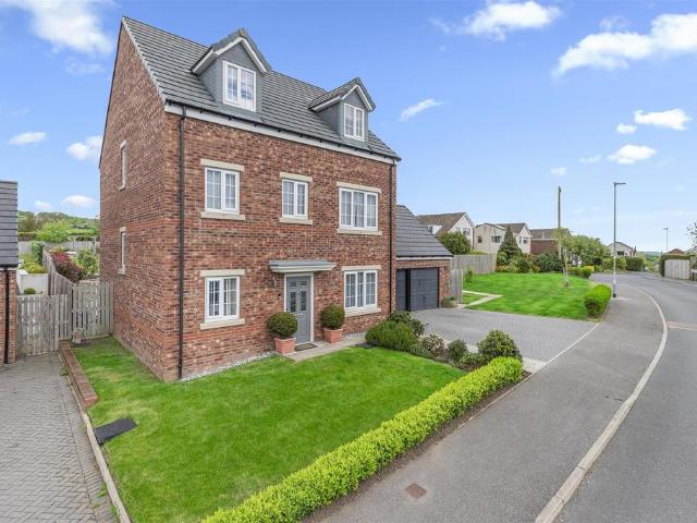House for sale in Otley, West Yorkshire