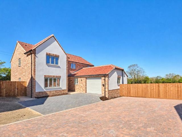 House for sale in Aslacton, South Norfolk