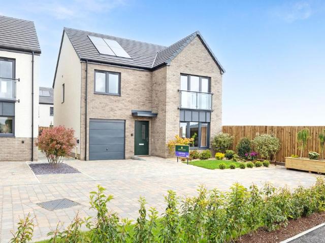 House for sale in Bathgate, Scotland