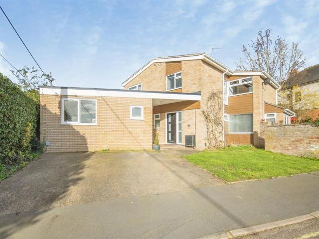 House for sale in Sudbury, Chelmondiston