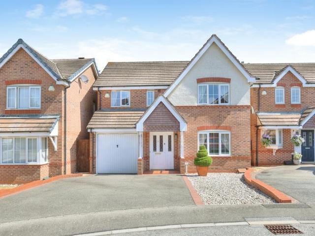 House for sale in Grange Park, Northamptonshire