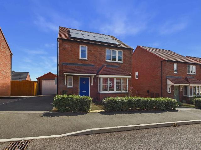 House for sale in Brackenfield, East Midlands