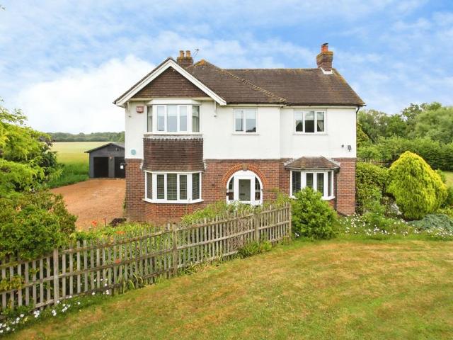 House for sale in Capel, Sandown Park
