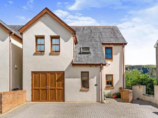 House for sale in Ystalyfera, Ystalyfera