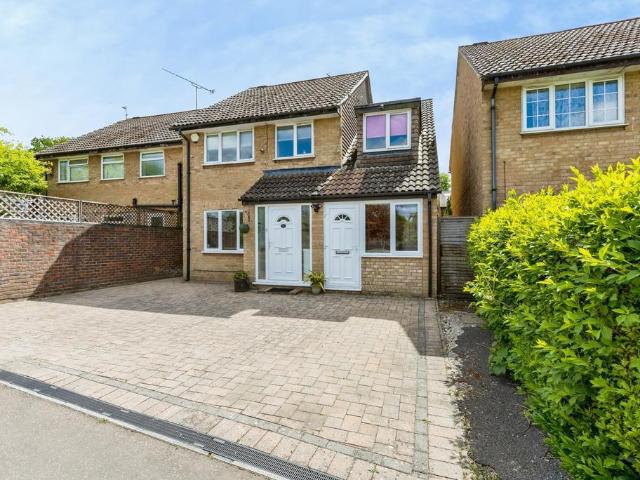 House for sale in Broadfield, Glynde