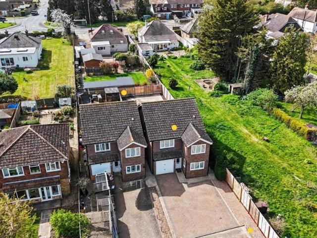 House for sale in Oad Street, Kent
