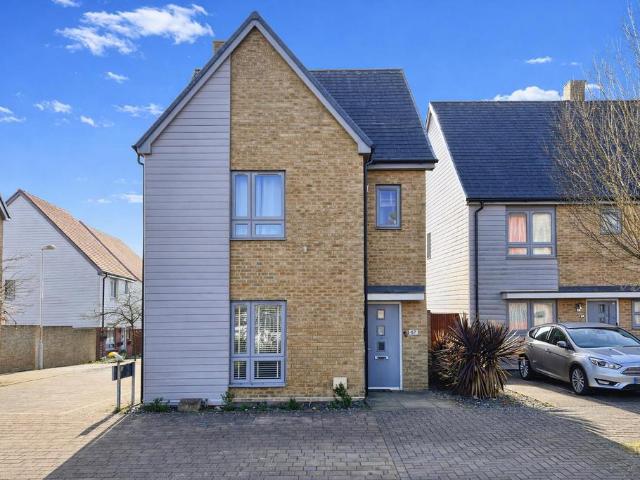 House for sale in Orchard Heights, Bridgefield