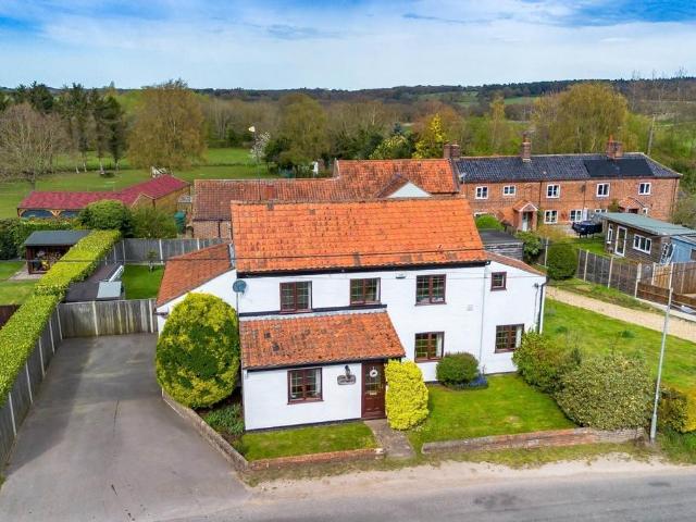 House for sale in Comers, Norfolk