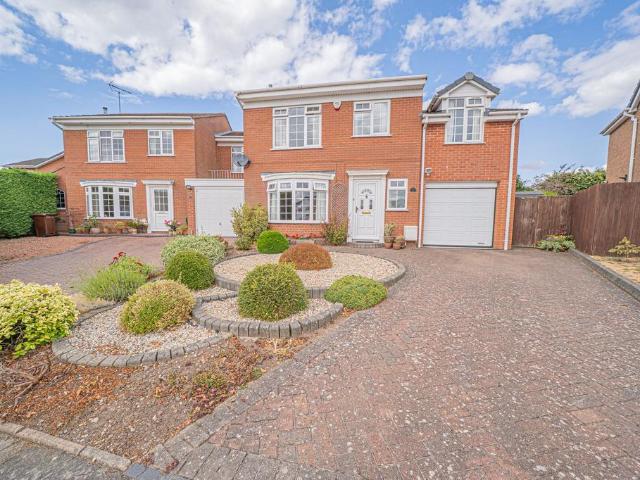 House for sale in Knowle, West Midlands