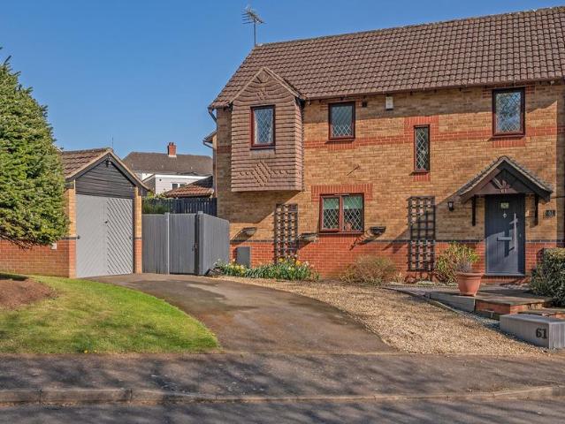 House for sale in Desborough