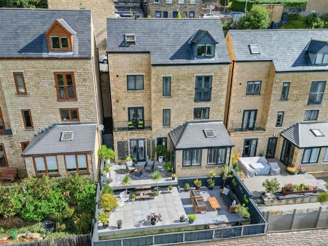 House for sale in Sowerby Bridge, Friendly