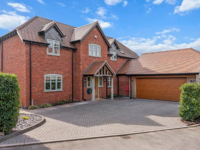 House for sale in Bishampton, Crookhill