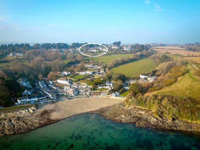House for sale in Mawnan, Helford Passage