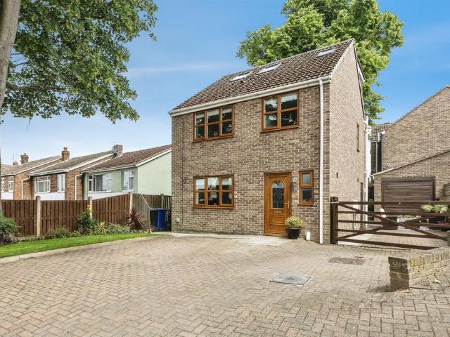 House for sale in Brotherton, North Yorkshire