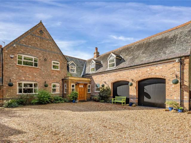 House for sale in Stanford On Avon, Leicestershire