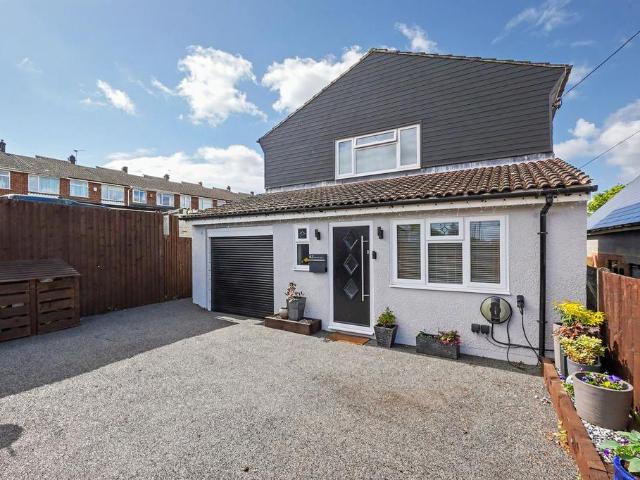 House for sale in Snodhurst, Chatham
