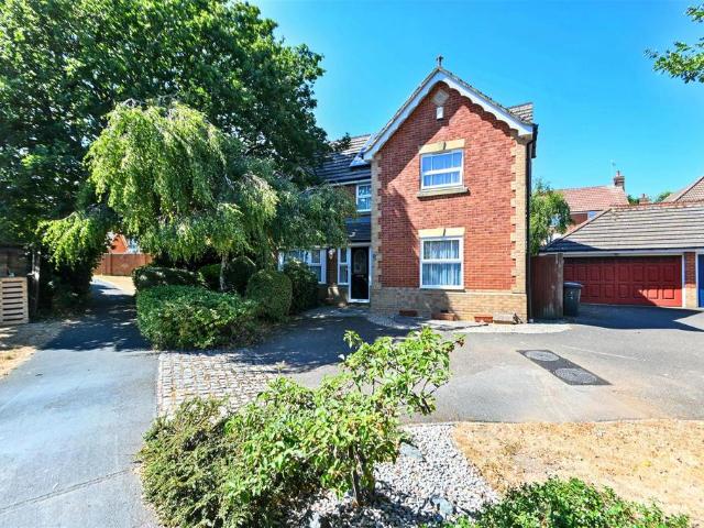 House for sale in Cross In Hand, East Sussex