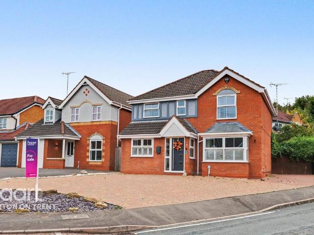House for sale in Winshill, Beamhurst