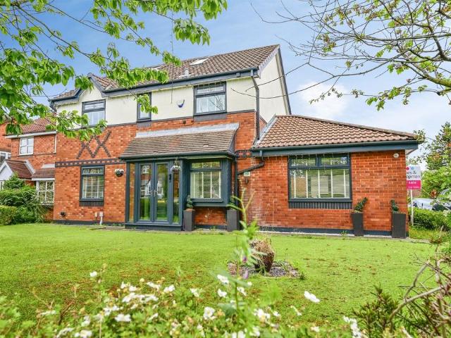 House for sale in Calderstones