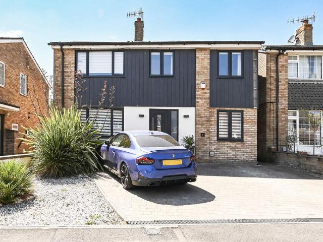 House for sale in Pouchen End, Hertfordshire