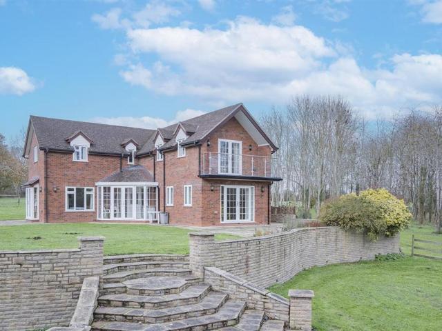 House for sale in Forthampton, Worcestershire