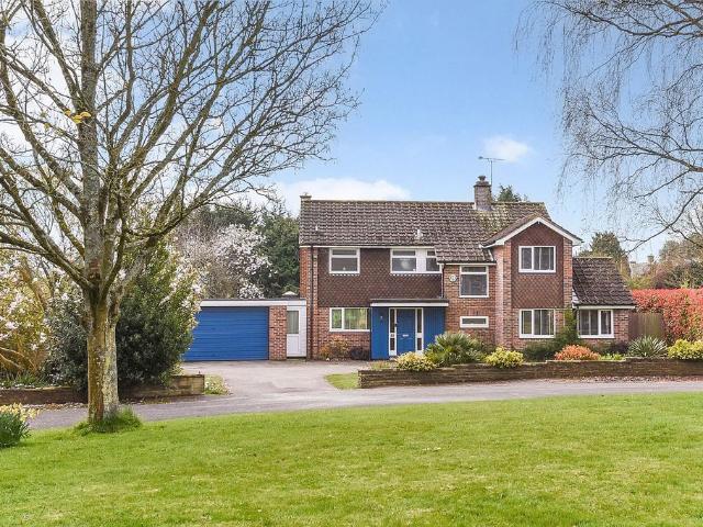 House for sale in Littlecote, West Sussex
