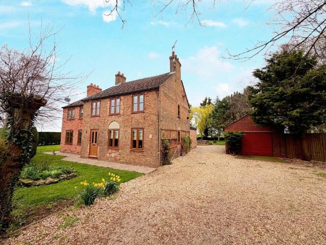 House for sale in Huntingdon, Cambridgeshire