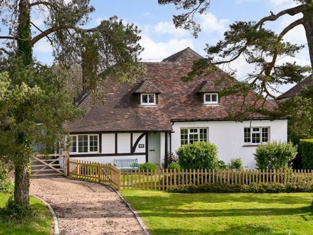 House for sale in Bridgefield, Kent