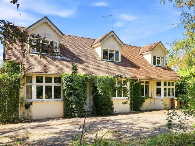 House for sale in Standon, Colliers End