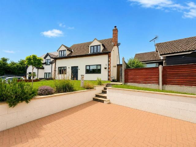 House for sale in Stanford On Avon, Leicestershire