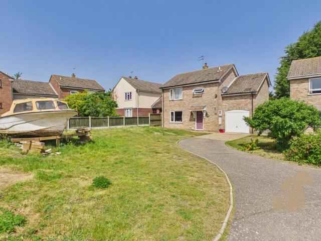 House for sale in Mistley, Dale Hill