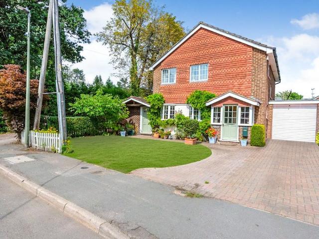House for sale in Westborough, Surrey